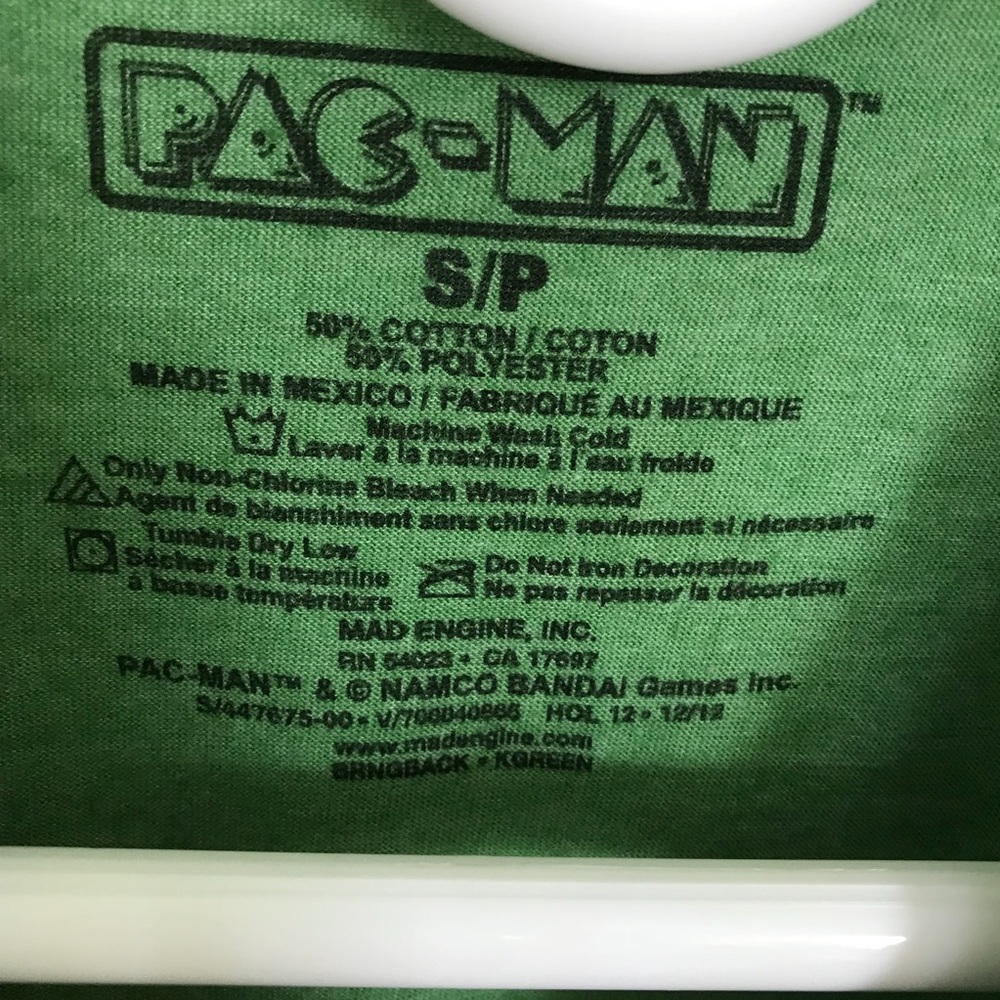 Men’s pac man short sleeve top size small - Picture 2 of 3
